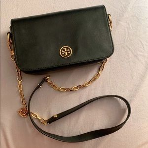Tory Burch Gold Chain Robinson Crossbody (Black)